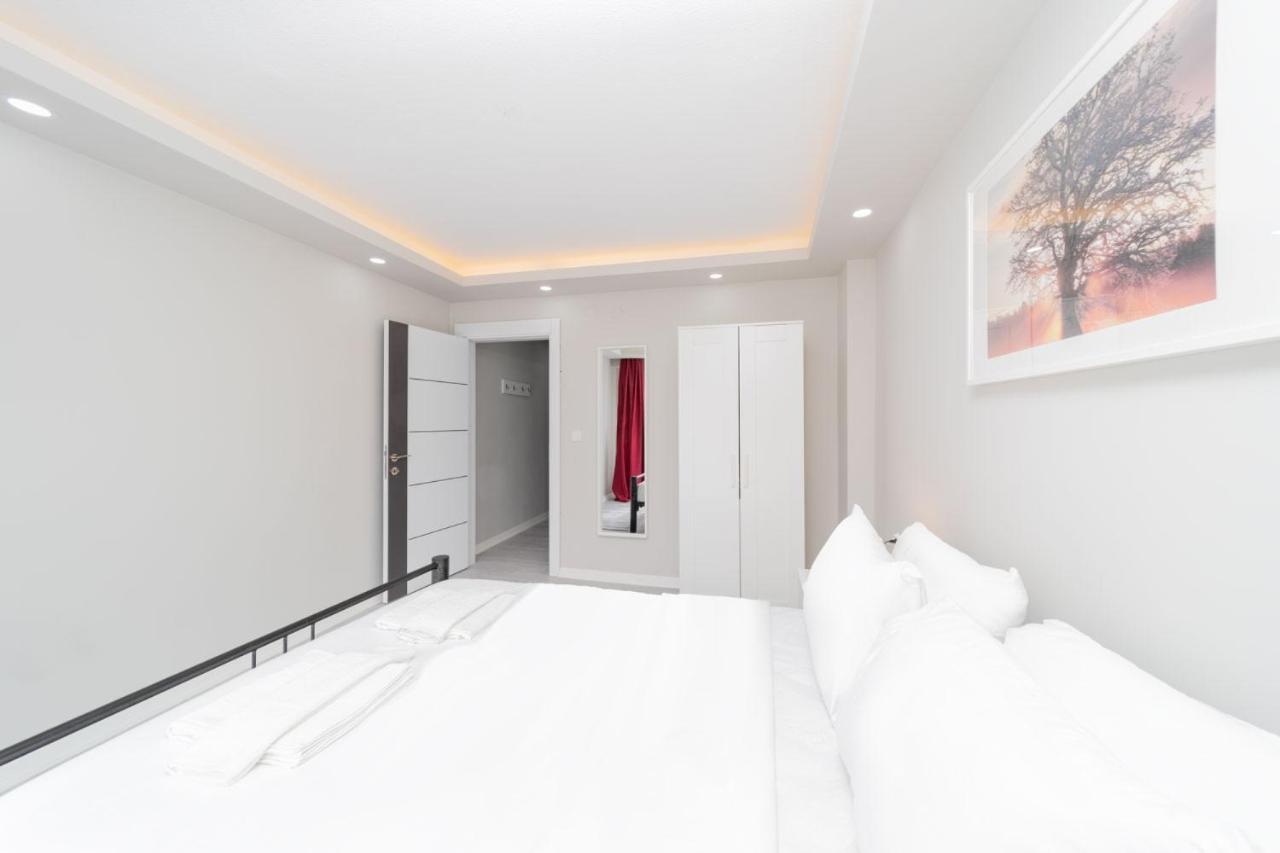 Modern And Fully Furnished Flat In Daire Antalya
